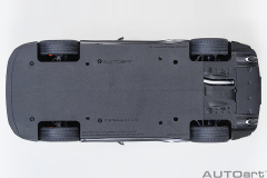 77512 1/18 NISSAN GT-R50 BY ITALDESIGN (METALLIC GREEN/BLACK)