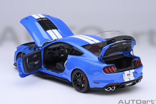 73094 1/18 FORD MUSTANG SHELBY GT500 (GRABBER BLUE)