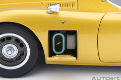 79549 1/18 TOYOTA 2000GT 1967 (GOLD)