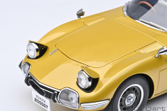79549 1/18 TOYOTA 2000GT 1967 (GOLD)