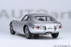 79548 1/18 TOYOTA 2000GT 1967 (SILVER)