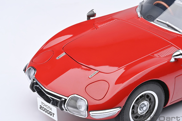 79547 1/18 TOYOTA 2000GT 1967 (RED)