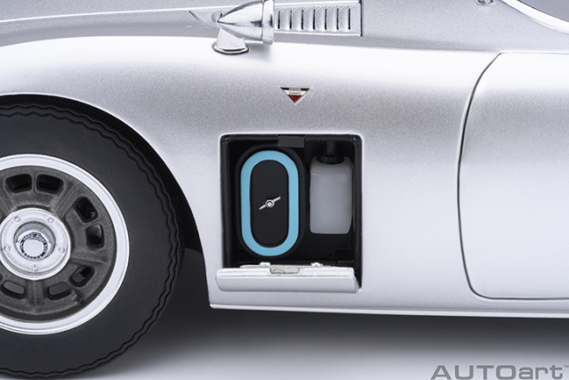 79548 1/18 TOYOTA 2000GT 1967 (SILVER)