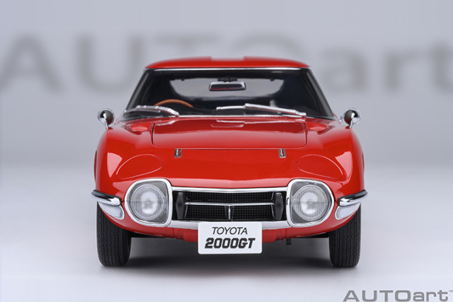 79547 1/18 TOYOTA 2000GT 1967 (RED)