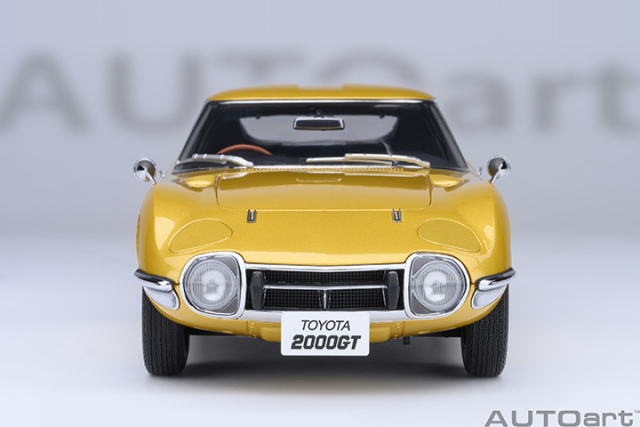 79549 1/18 TOYOTA 2000GT 1967 (GOLD)