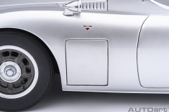 79548 1/18 TOYOTA 2000GT 1967 (SILVER)