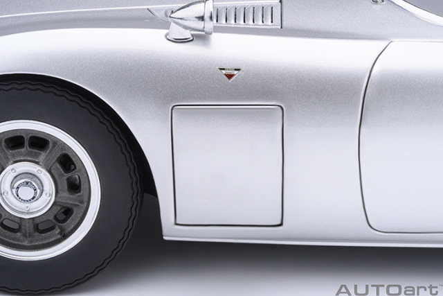 79548 1/18 TOYOTA 2000GT 1967 (SILVER)