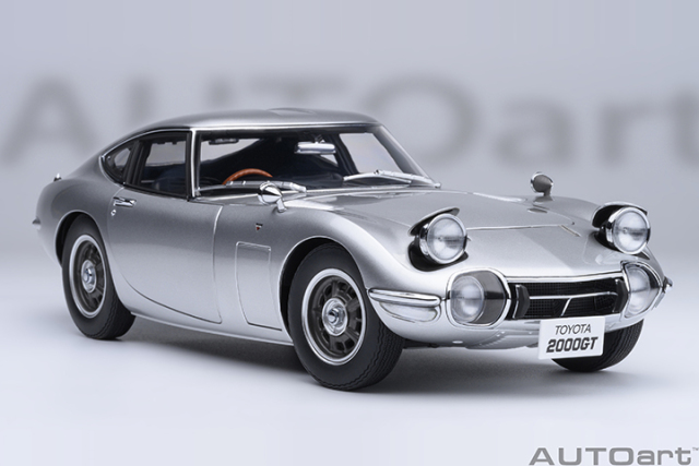 79548 1/18 TOYOTA 2000GT 1967 (SILVER)