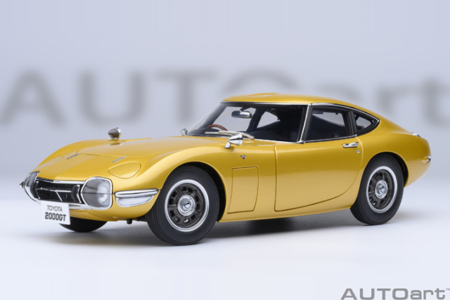 79549 1/18 TOYOTA 2000GT 1967 (GOLD)