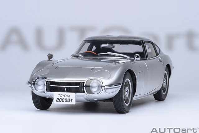 79548 1/18 TOYOTA 2000GT 1967 (SILVER)
