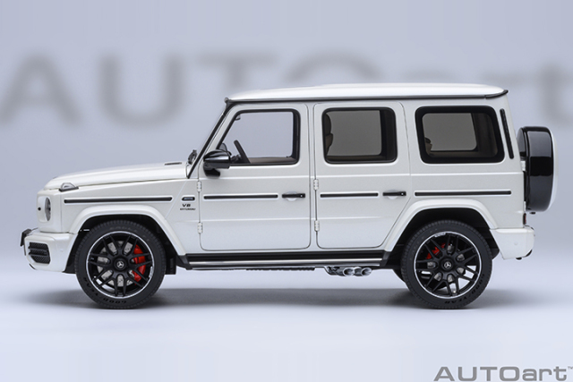 76356 1/18 MERCEDES-AMG G63 2019（DESIGNO BRILLIANT WHITE METALLIC)