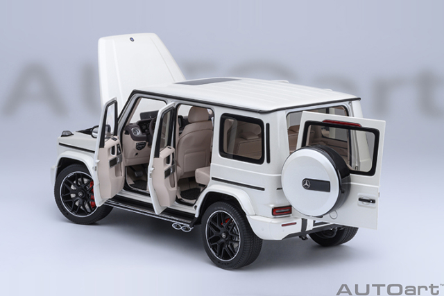 76356 1/18 MERCEDES-AMG G63 2019（DESIGNO BRILLIANT WHITE METALLIC)