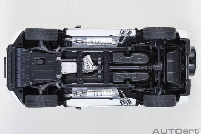 76356 1/18 MERCEDES-AMG G63 2019（DESIGNO BRILLIANT WHITE METALLIC)