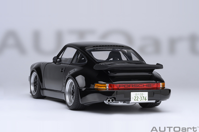 78158 1/18 PORSCHE 911 (930) TURBO WANGAN MIDNIGHT &quot;BLACKBIRD&quot; (COMIC #1 VERSION)