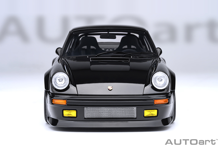 78158 1/18 PORSCHE 911 (930) TURBO WANGAN MIDNIGHT "BLACKBIRD" (COMIC #1 VERSION)