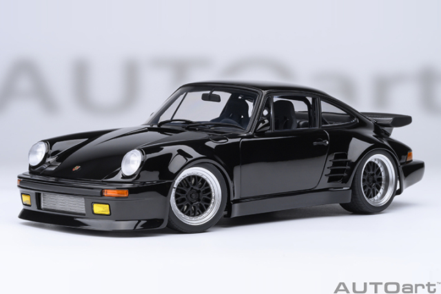 78158 1/18 PORSCHE 911 (930) TURBO WANGAN MIDNIGHT "BLACKBIRD" (COMIC #1 VERSION)