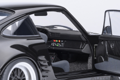 78158 1/18 PORSCHE 911 (930) TURBO WANGAN MIDNIGHT "BLACKBIRD" (COMIC #1 VERSION)