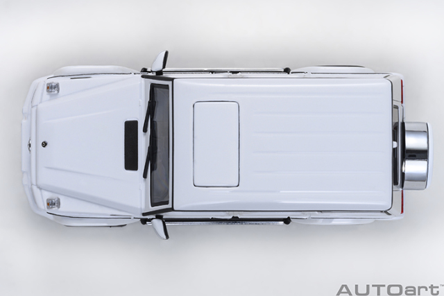 20112 1/64 MERCEDES-AMG G63 2017 (GLOSS WHITE)