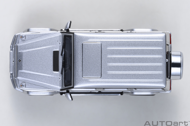 20114 1/64 MERCEDES-AMG G63 2017 (SILVER)