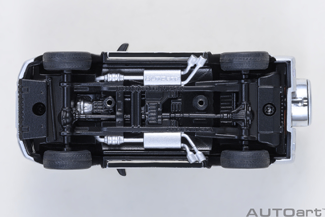 20114 1/64 MERCEDES-AMG G63 2017 (SILVER)