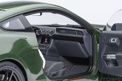73097 1/18 FORD MUSTANG SHELBY GT500 (ERUPTION GREEN)