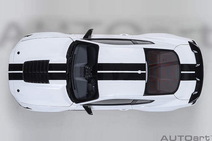 73095 1/18 FORD MUSTANG SHELBY GT500 (OXFORD WHITE)