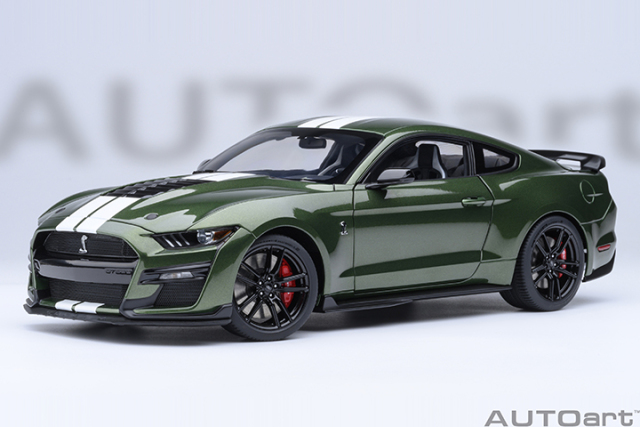 73097 1/18 FORD MUSTANG SHELBY GT500 (ERUPTION GREEN)
