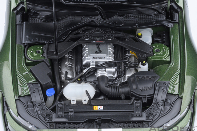 73097 1/18 FORD MUSTANG SHELBY GT500 (ERUPTION GREEN)