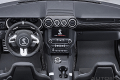 73095 1/18 FORD MUSTANG SHELBY GT500 (OXFORD WHITE)