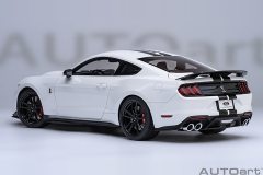 73095 1/18 FORD MUSTANG SHELBY GT500 (OXFORD WHITE)