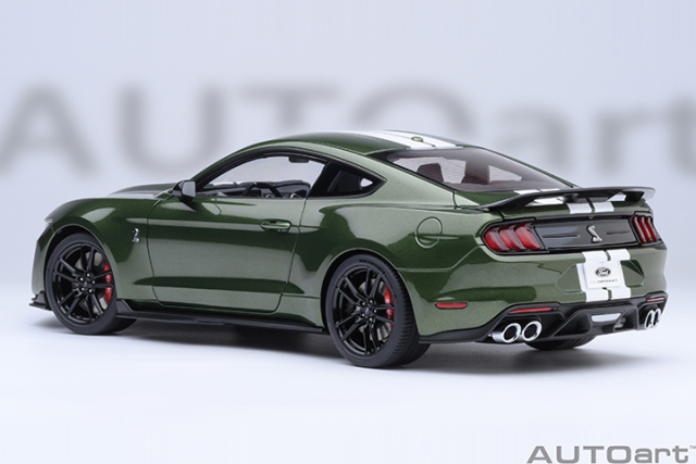 73097 1/18 FORD MUSTANG SHELBY GT500 (ERUPTION GREEN)