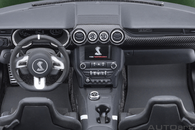 73097 1/18 FORD MUSTANG SHELBY GT500 (ERUPTION GREEN)