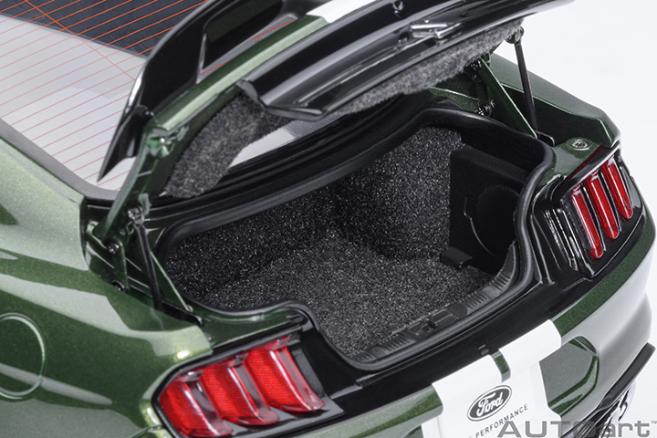 73097 1/18 FORD MUSTANG SHELBY GT500 (ERUPTION GREEN)