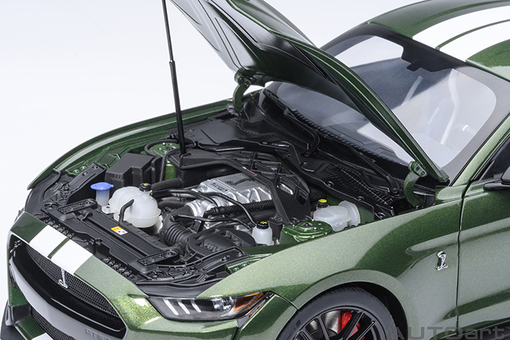 73097 1/18 FORD MUSTANG SHELBY GT500 (ERUPTION GREEN)