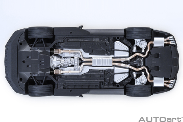 73096 1/18 FORD MUSTANG SHELBY GT500 (ICONIC SILVER)