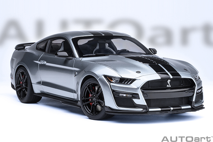73096 1/18 FORD MUSTANG SHELBY GT500 (ICONIC SILVER)