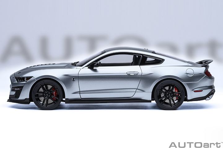 73096 1/18 FORD MUSTANG SHELBY GT500 (ICONIC SILVER)