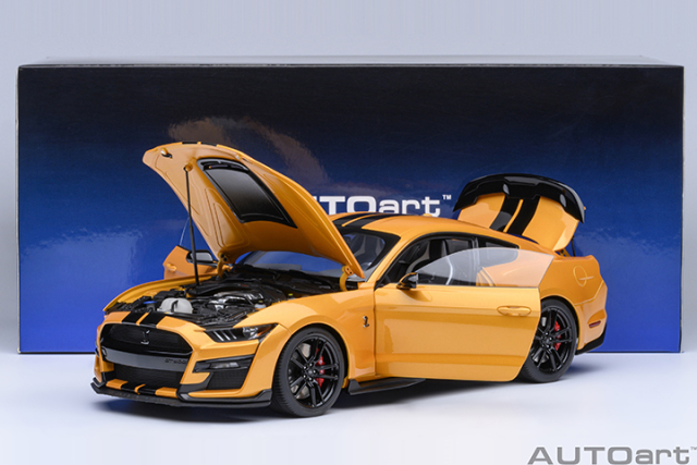 73099 1/18 FORD MUSTANG SHELBY GT500 (CYBER ORANGE)