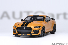 73099 1/18 FORD MUSTANG SHELBY GT500 (CYBER ORANGE)