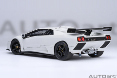 79136 1/18 LAMBORGHINI DIABLO GT-R (IMPACT WHITE)