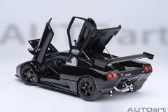 79137 1/18 LAMBORGHINI DIABLO GT-R (DEEP BLACK)
