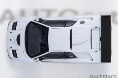 79136 1/18 LAMBORGHINI DIABLO GT-R (IMPACT WHITE)