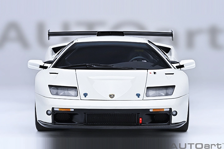 79136 1/18 LAMBORGHINI DIABLO GT-R (IMPACT WHITE)