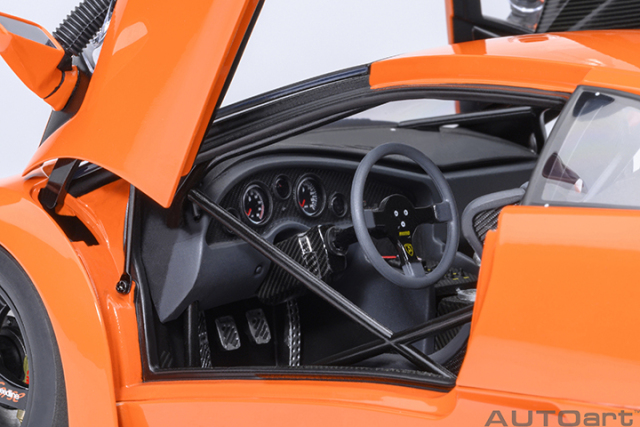 79139 1/18 LAMBORGHINI DIABLO GT-R (ARANCIO ISHTAR)