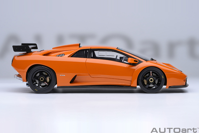 79139 1/18 LAMBORGHINI DIABLO GT-R (ARANCIO ISHTAR)