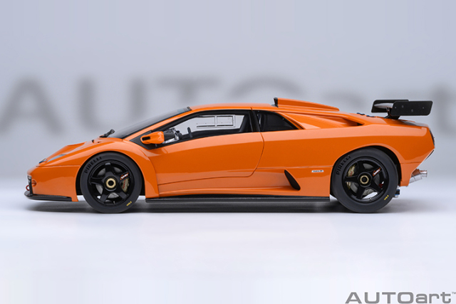 79139 1/18 LAMBORGHINI DIABLO GT-R (ARANCIO ISHTAR)
