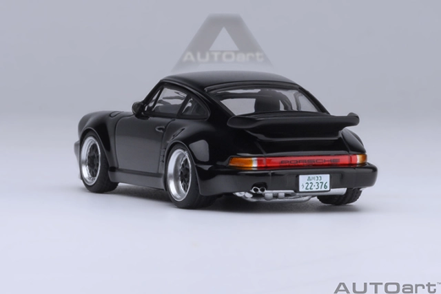 20636 1/64 PORSCHE 911(930) TURBO WANGAN MIDNIGHT BLACKBIRD (COMIC #1 VERSION)