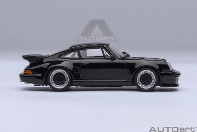 20636 1/64 PORSCHE 911(930) TURBO WANGAN MIDNIGHT BLACKBIRD (COMIC #1 VERSION)