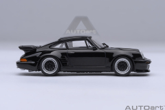 20636 1/64 PORSCHE 911(930) TURBO WANGAN MIDNIGHT BLACKBIRD (COMIC #1 VERSION)