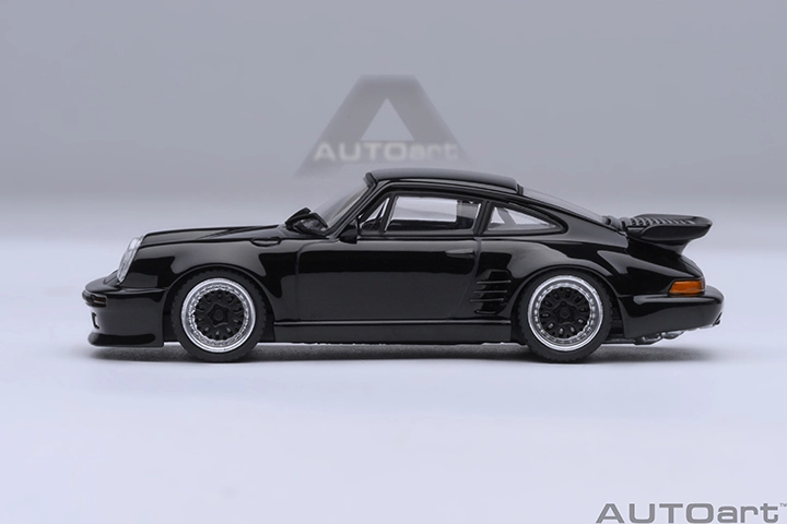 20636 1/64 PORSCHE 911(930) TURBO WANGAN MIDNIGHT BLACKBIRD (COMIC #1 VERSION)